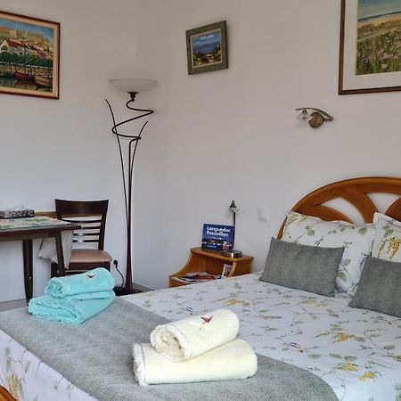 Bizanet Chambres D'Hotes B&B La Bergeronnette Avec Piscine Couverte Chauffee מראה חיצוני תמונה